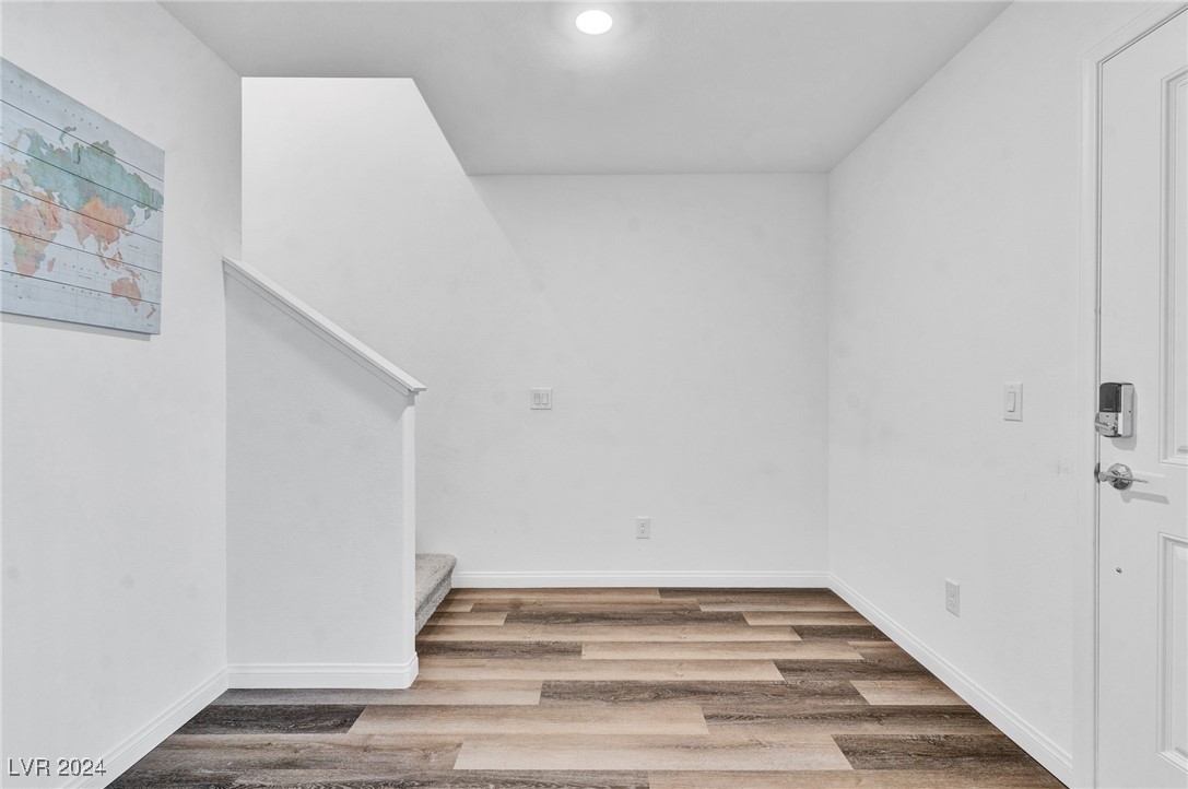 12328 Golden Wreath Road 4