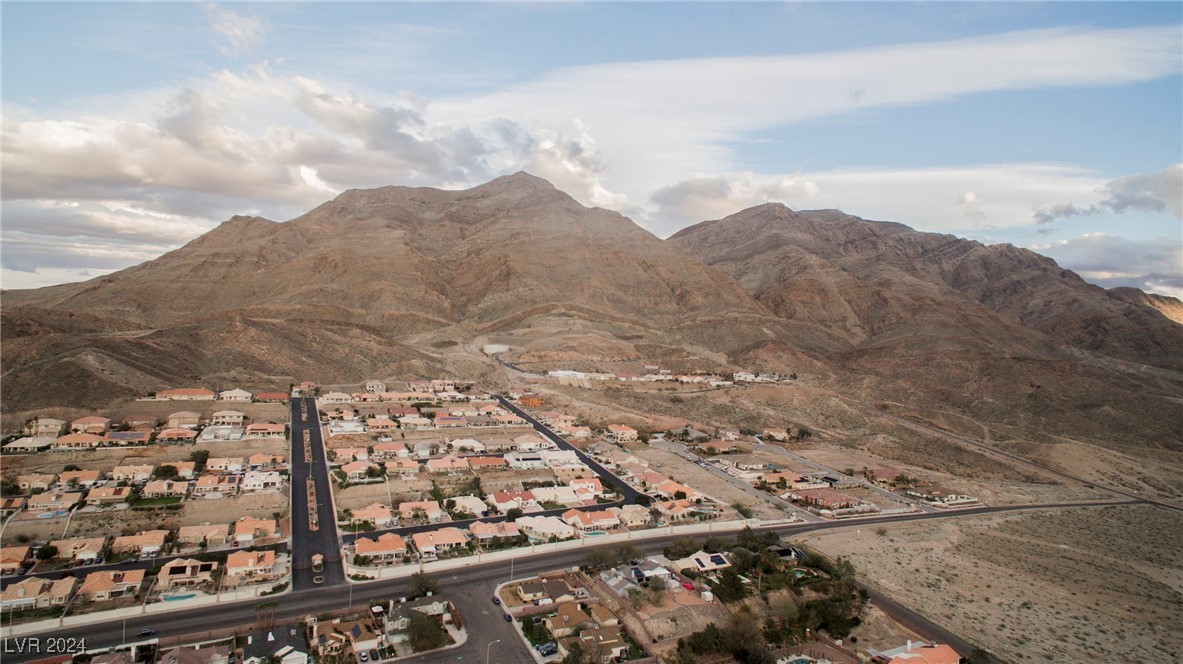 2312 Ray Kanel Drive