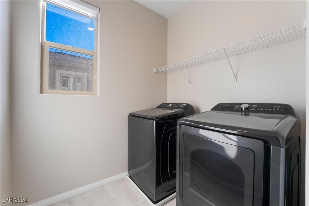 4154 Elegant Chateau Street