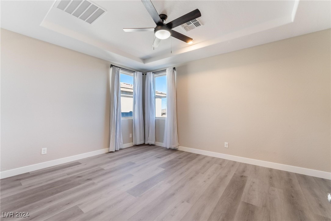 4154 Elegant Chateau Street