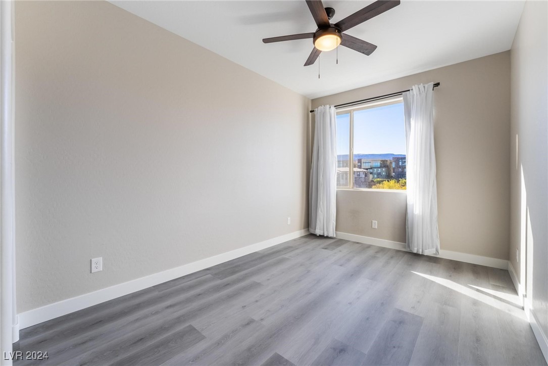 4154 Elegant Chateau Street