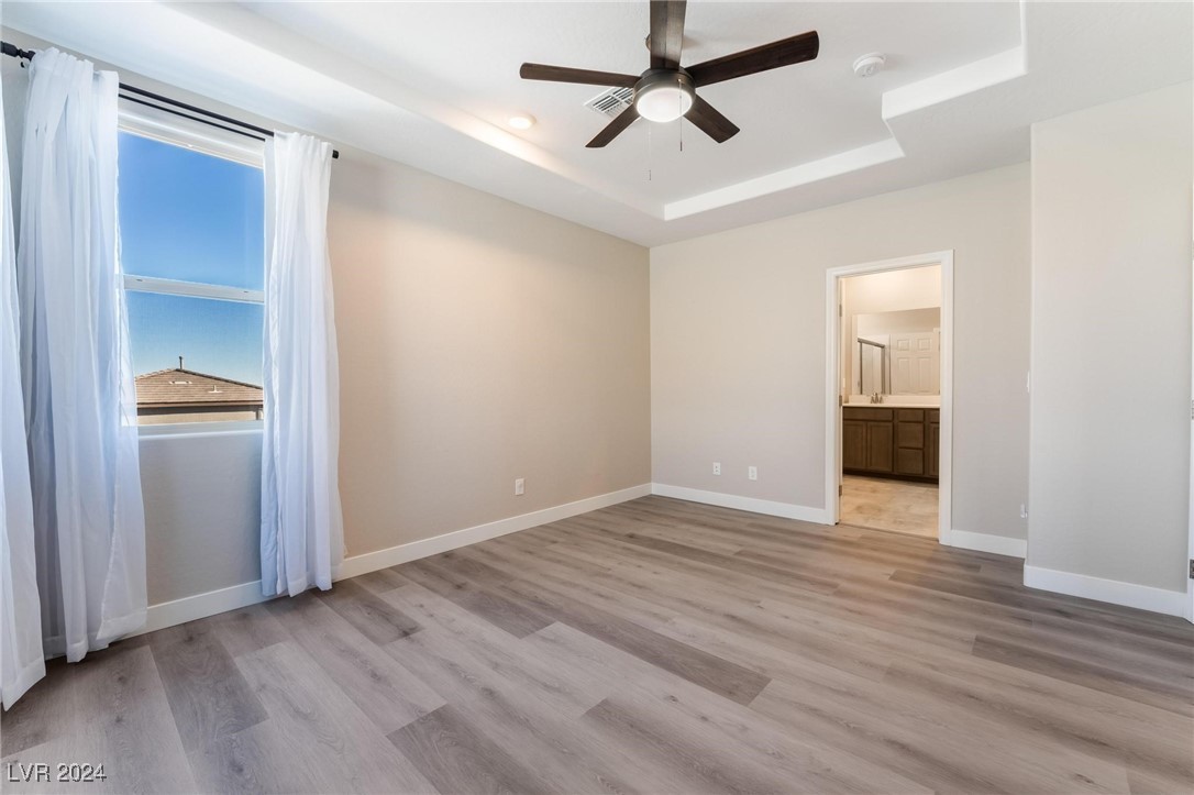 4154 Elegant Chateau Street