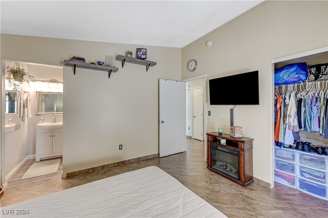 3316 Gold Run Street