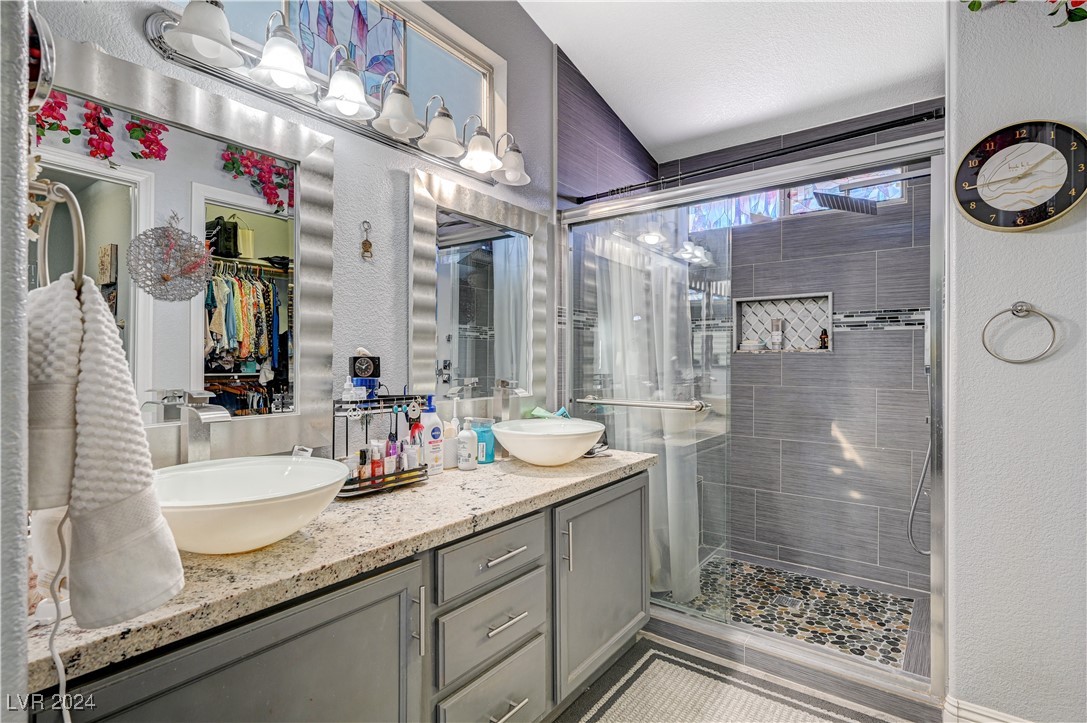 2301 Blackberry Valley Way