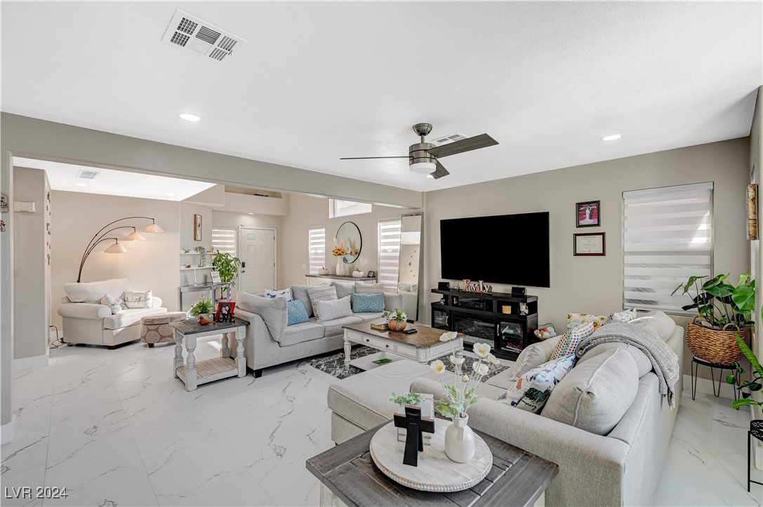 2301 Blackberry Valley Way