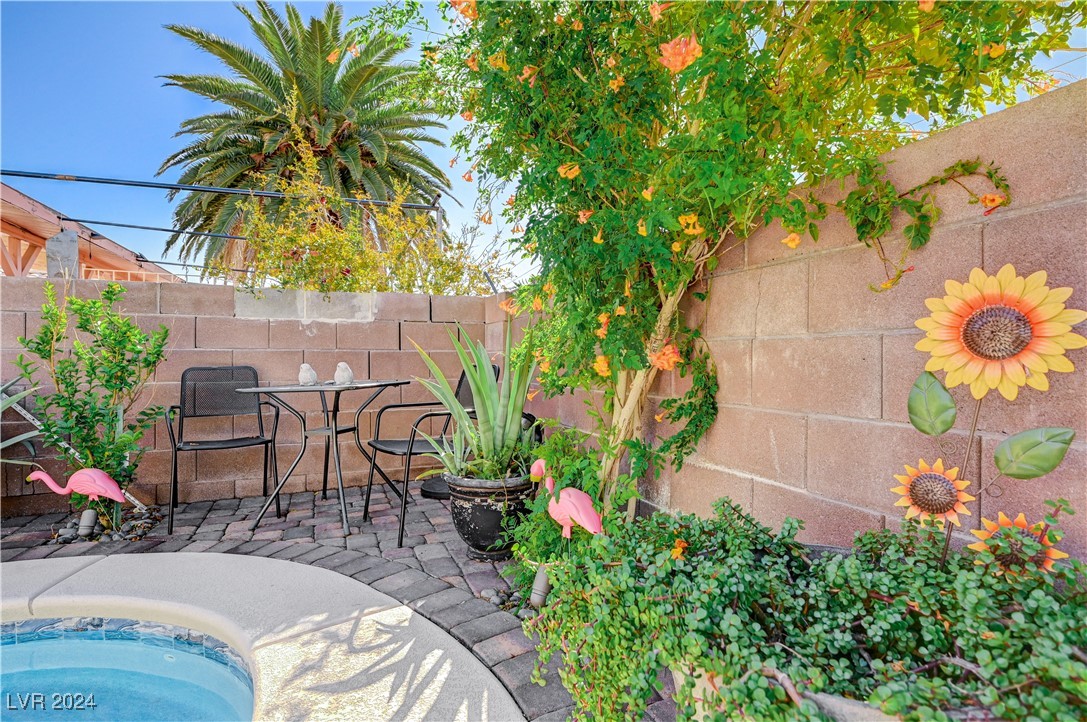 2301 Blackberry Valley Way