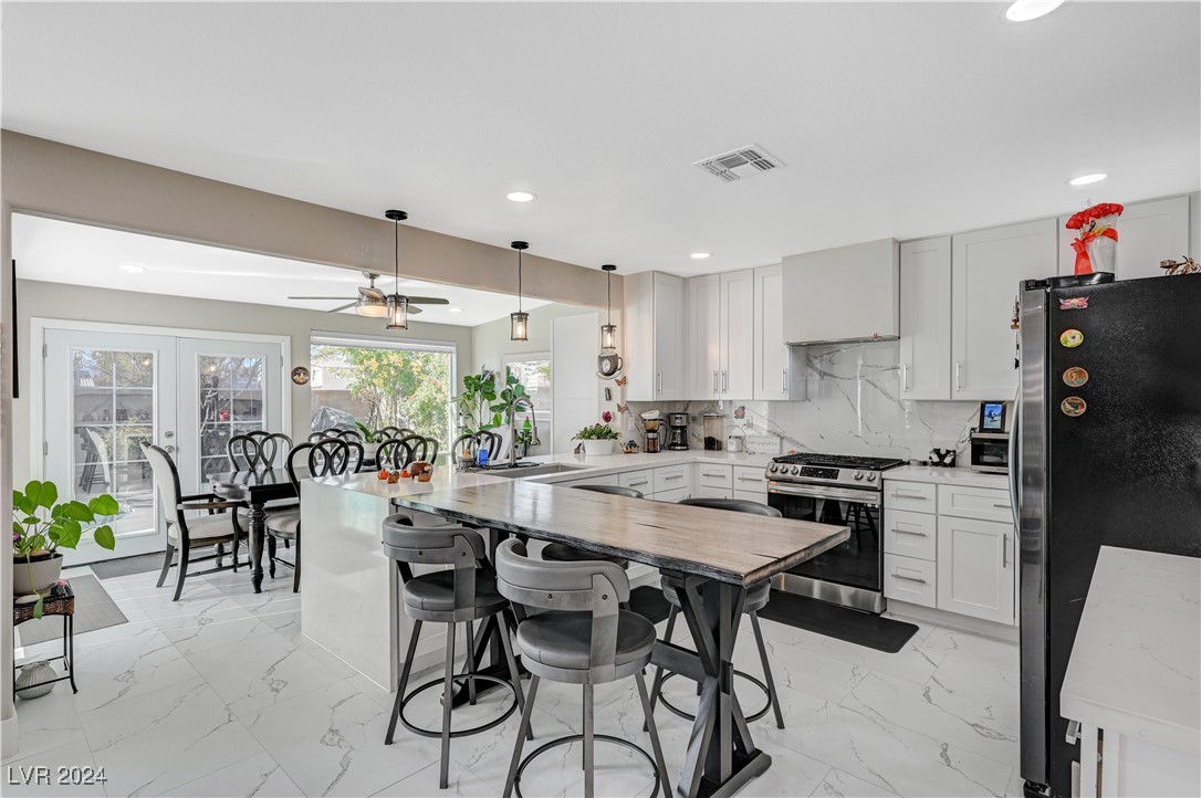 2301 Blackberry Valley Way