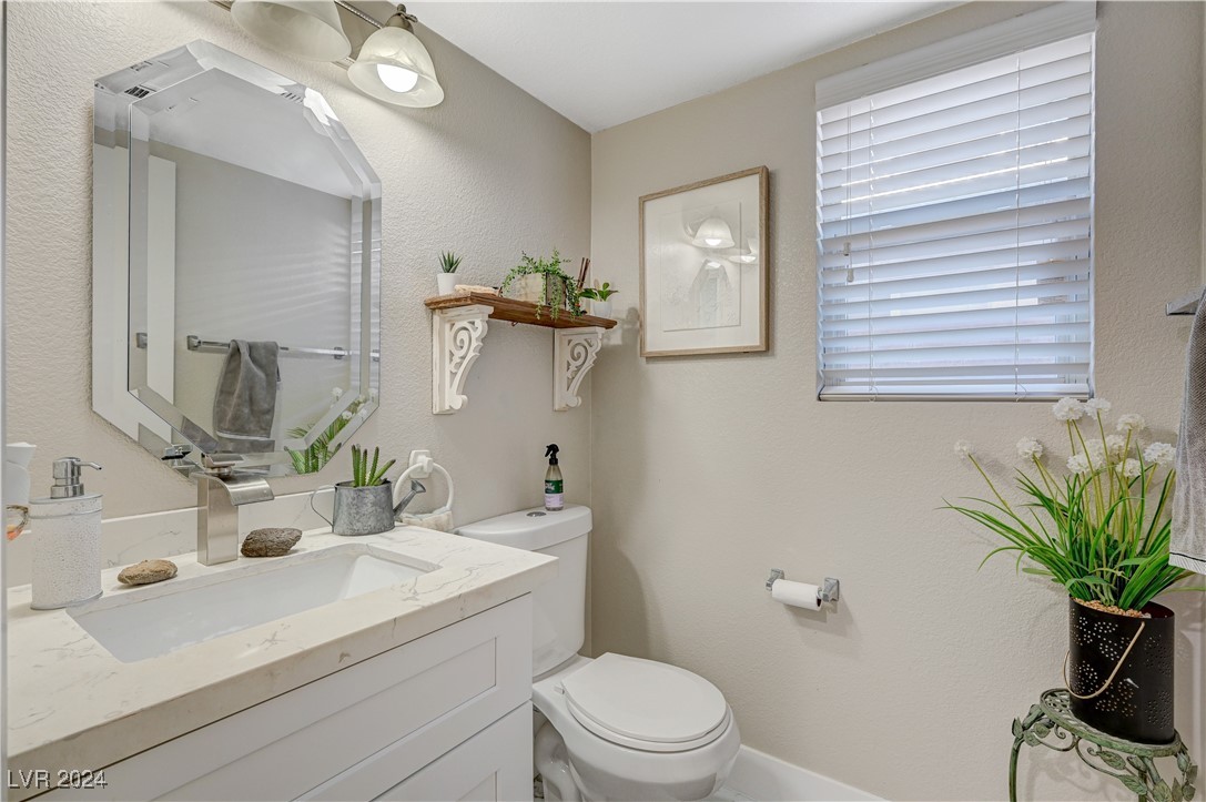 2301 Blackberry Valley Way