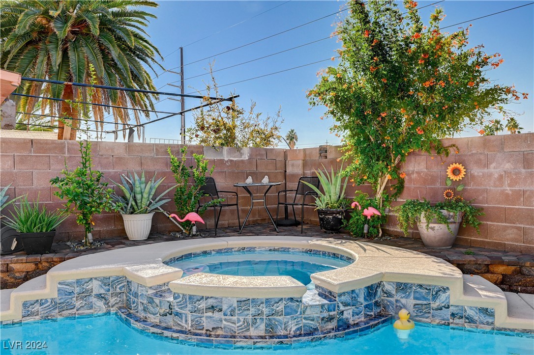 2301 Blackberry Valley Way