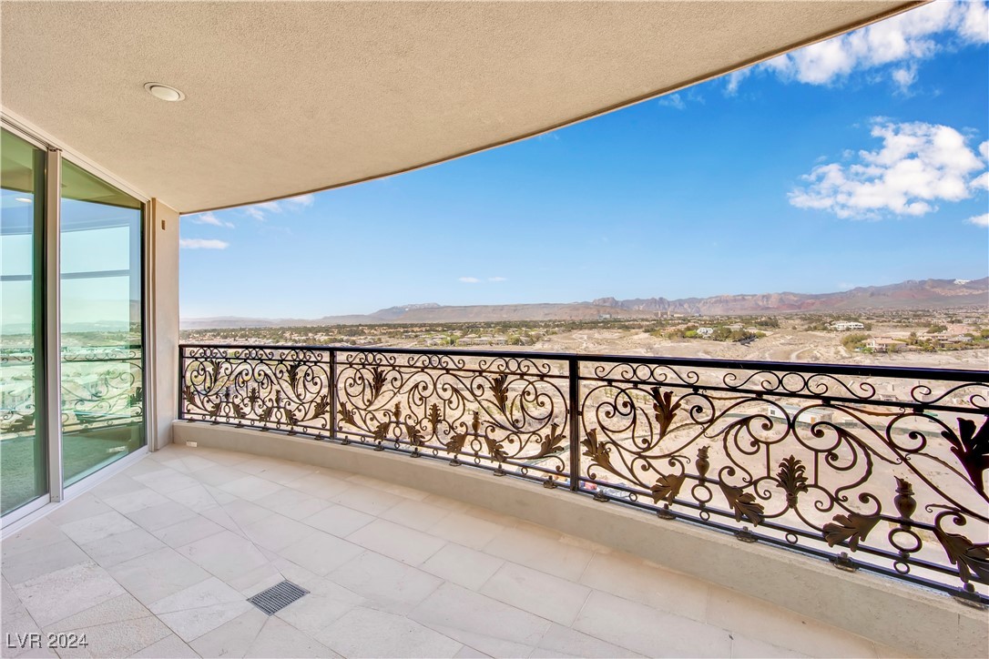 9103 Alta Drive 1101