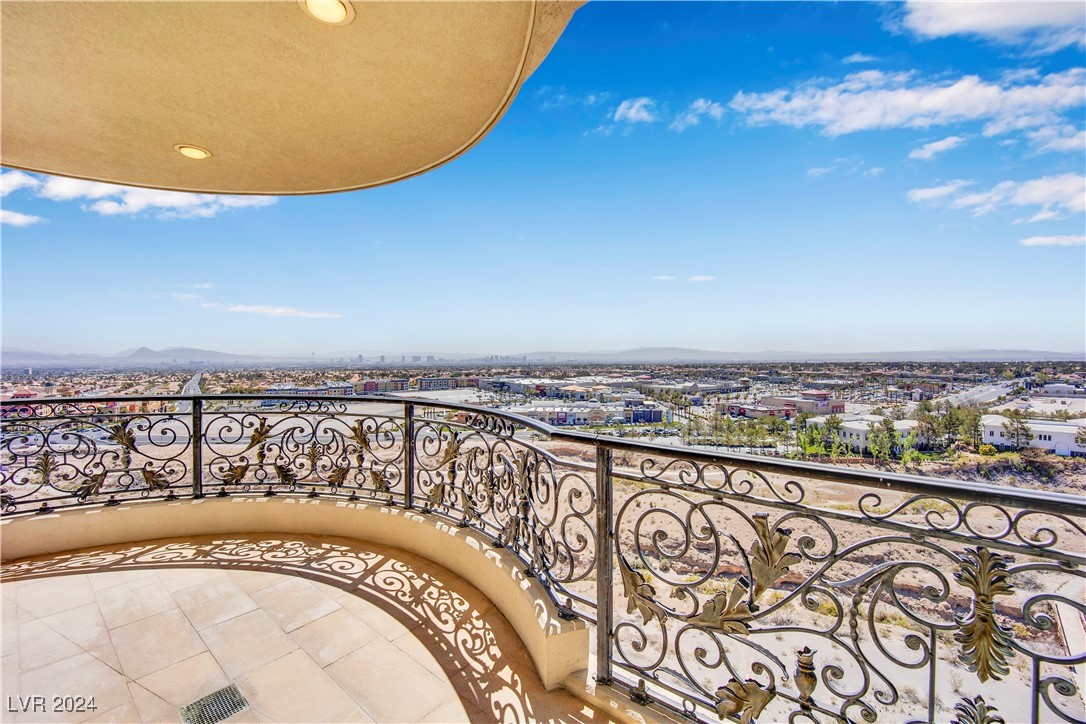 9103 Alta Drive 1101