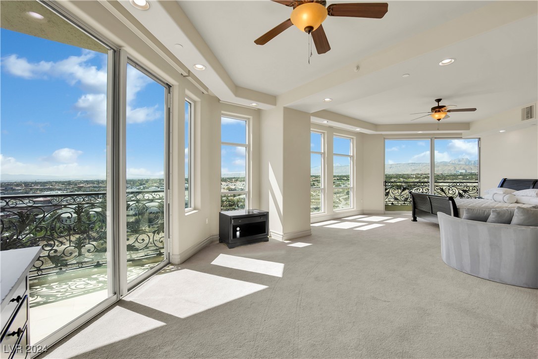 9103 Alta Drive 1101