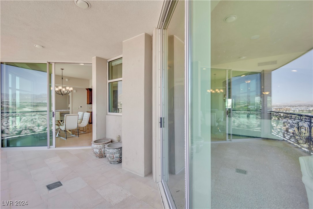 9103 Alta Drive 1101