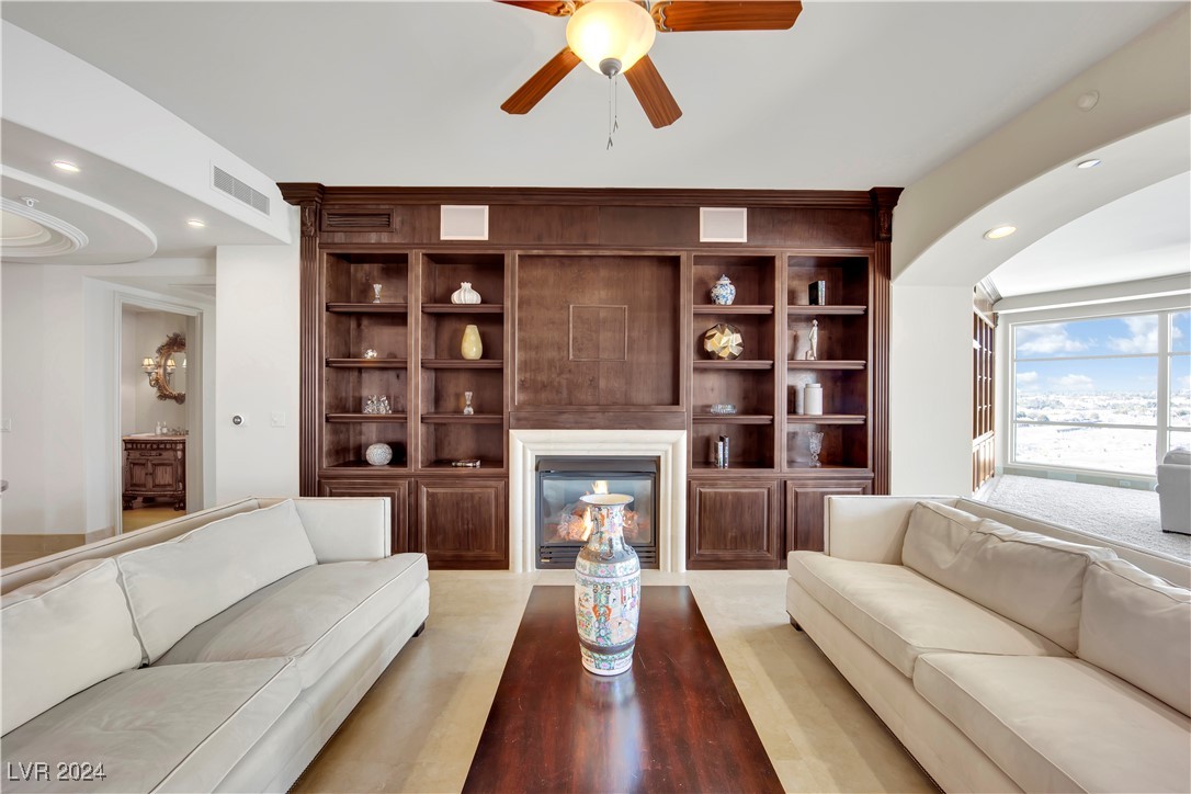 9103 Alta Drive 1101