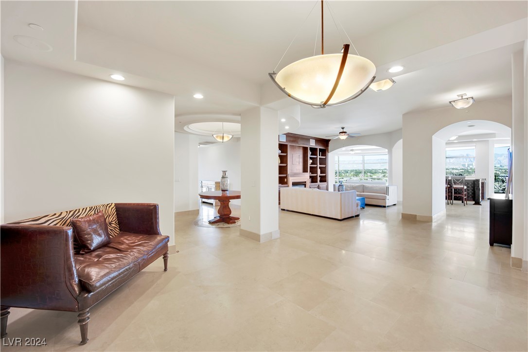 9103 Alta Drive 1101
