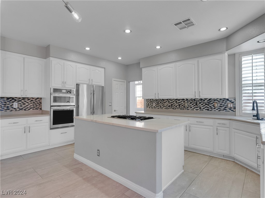 3889 Windansea Street