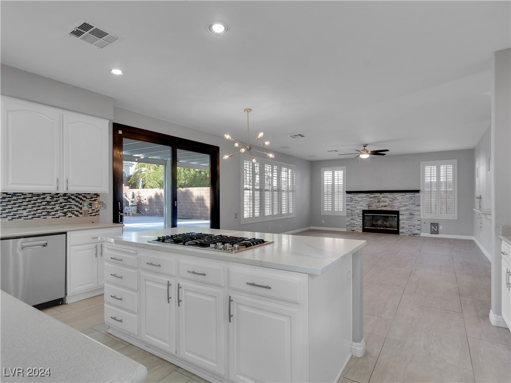 3889 Windansea Street