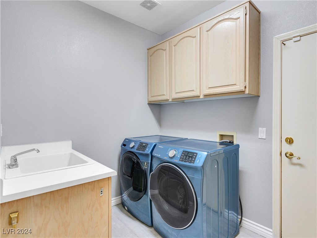 3889 Windansea Street