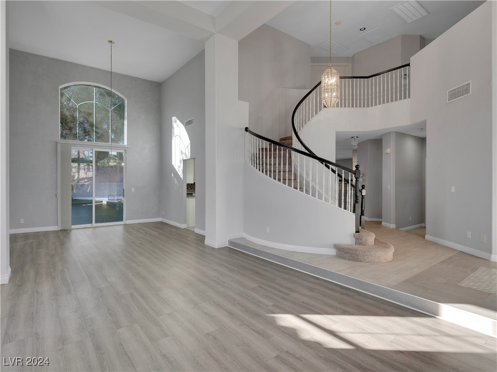 3889 Windansea Street