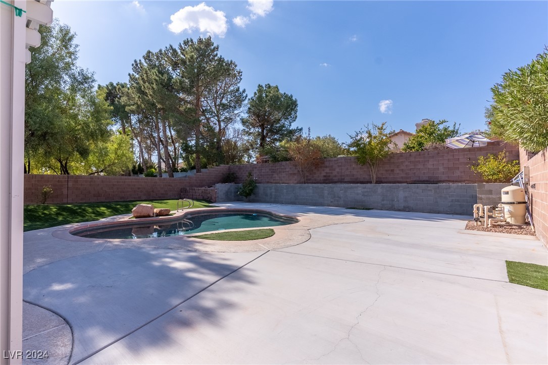 3889 Windansea Street