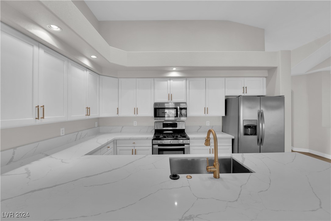 5404 Harmony Green Drive 201
