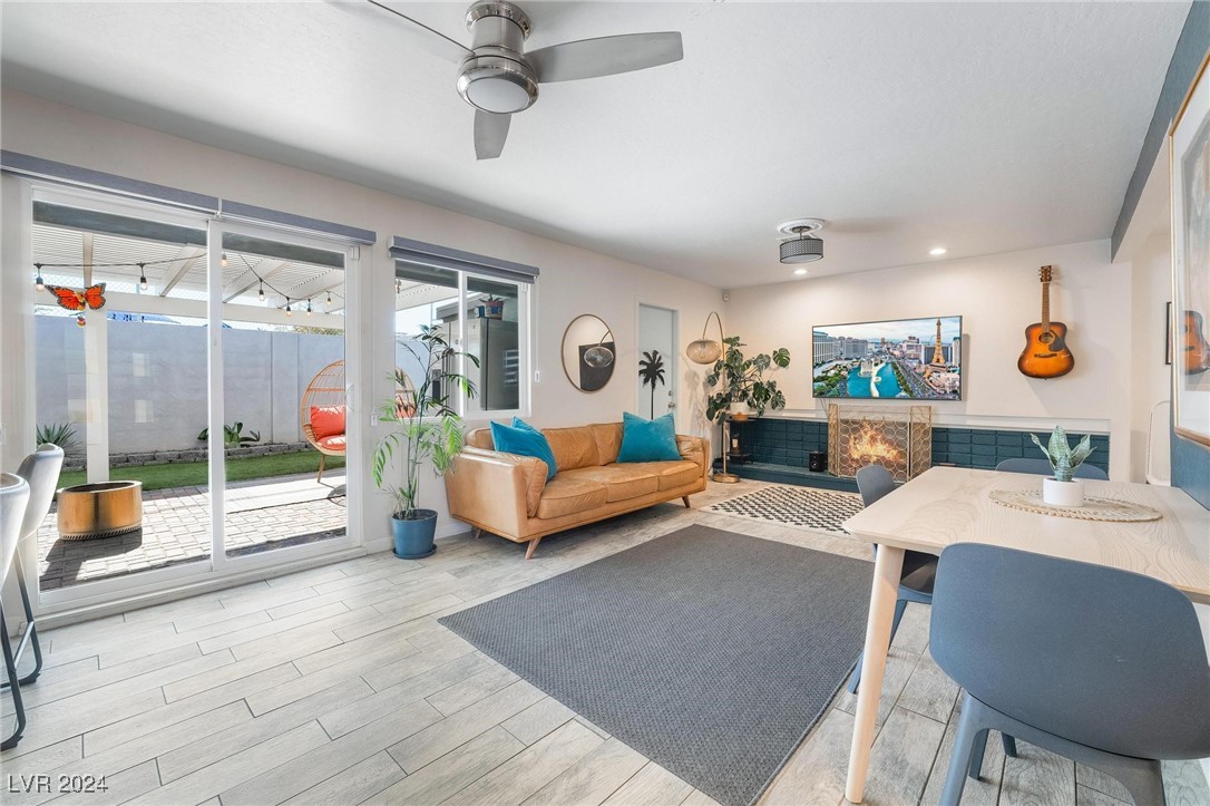 1671 Commanche Drive