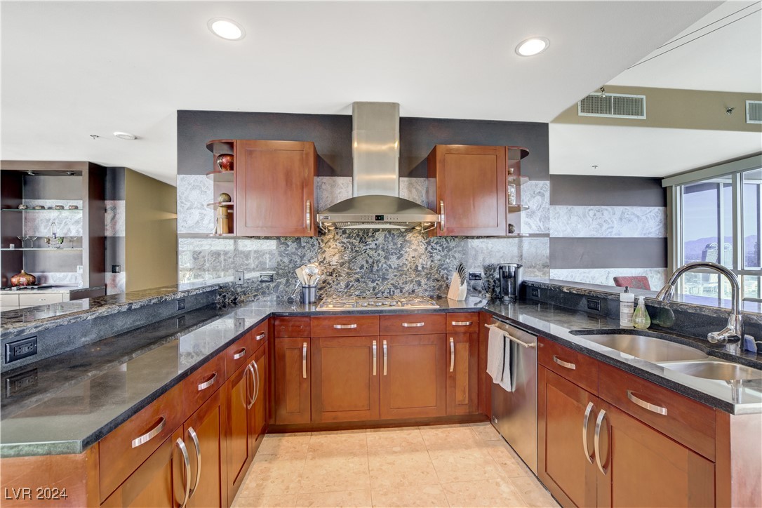 4575 Dean Martin Drive 3112