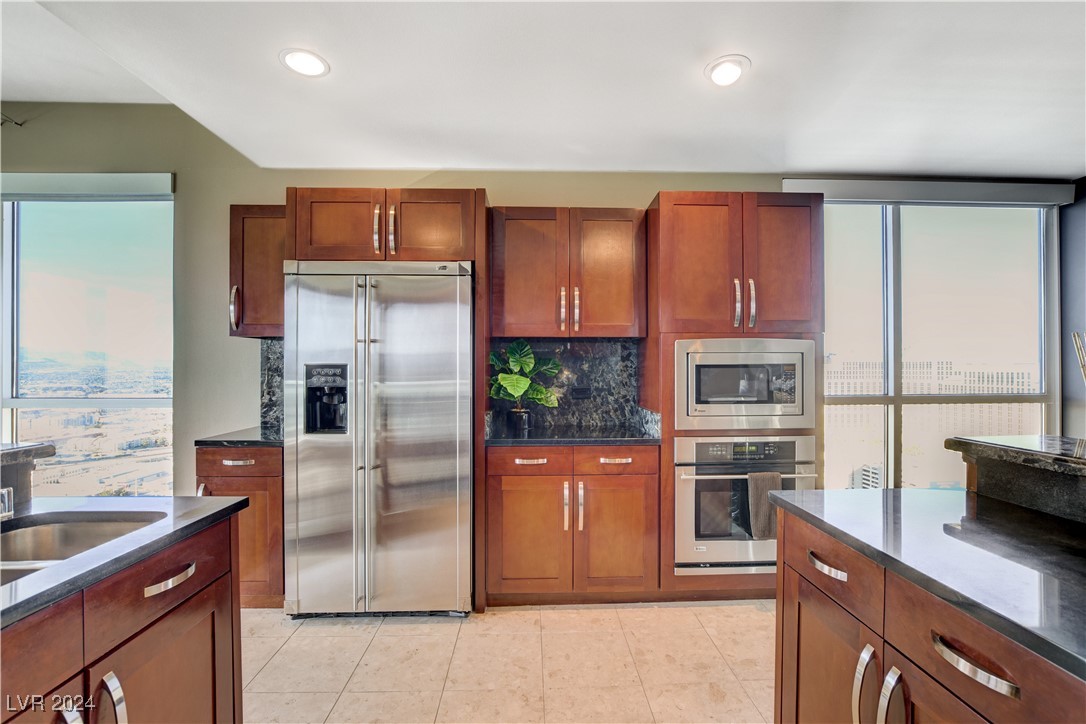 4575 Dean Martin Drive 3112