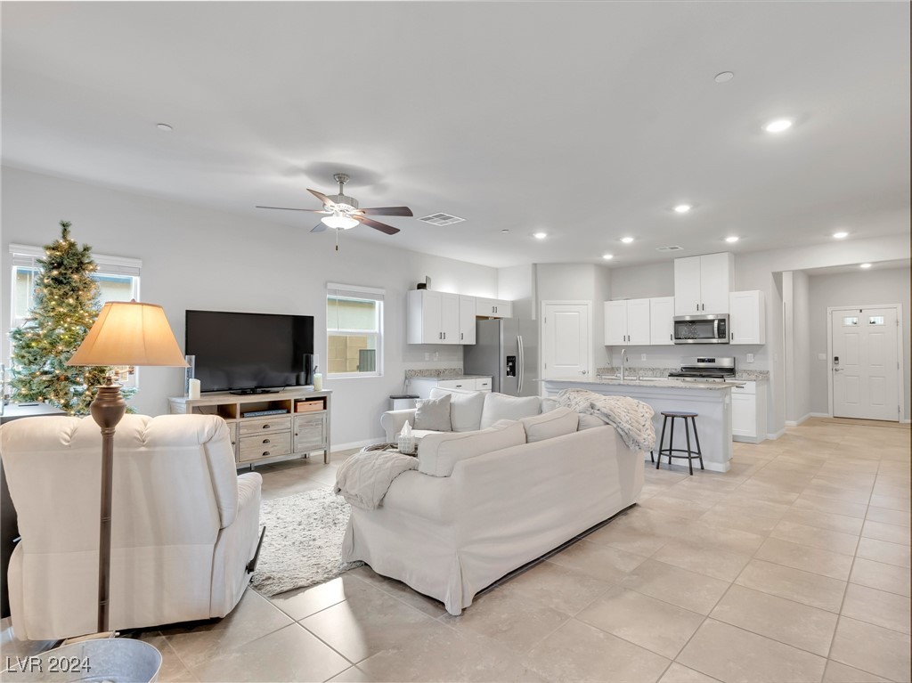 7198 Liberty Landing Street