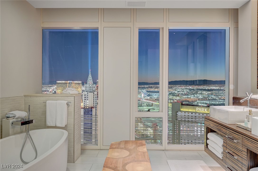 3750 Las Vegas Boulevard 3604