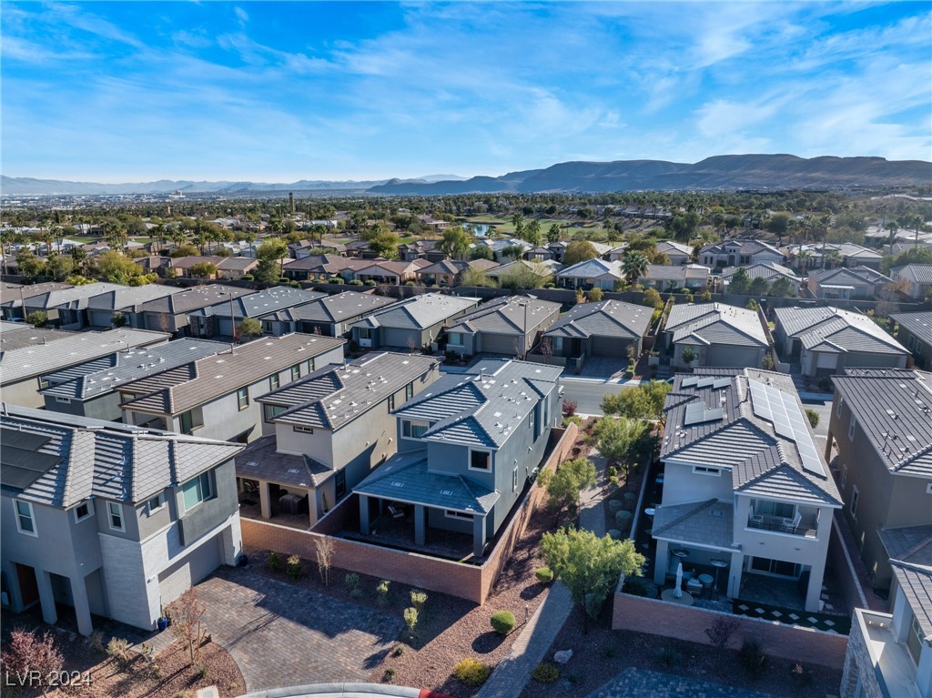 10706 Silver Pond Avenue