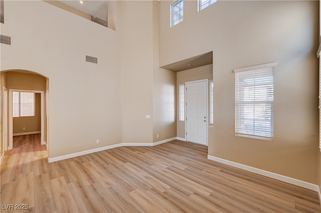 4635 Deer Forest Avenue