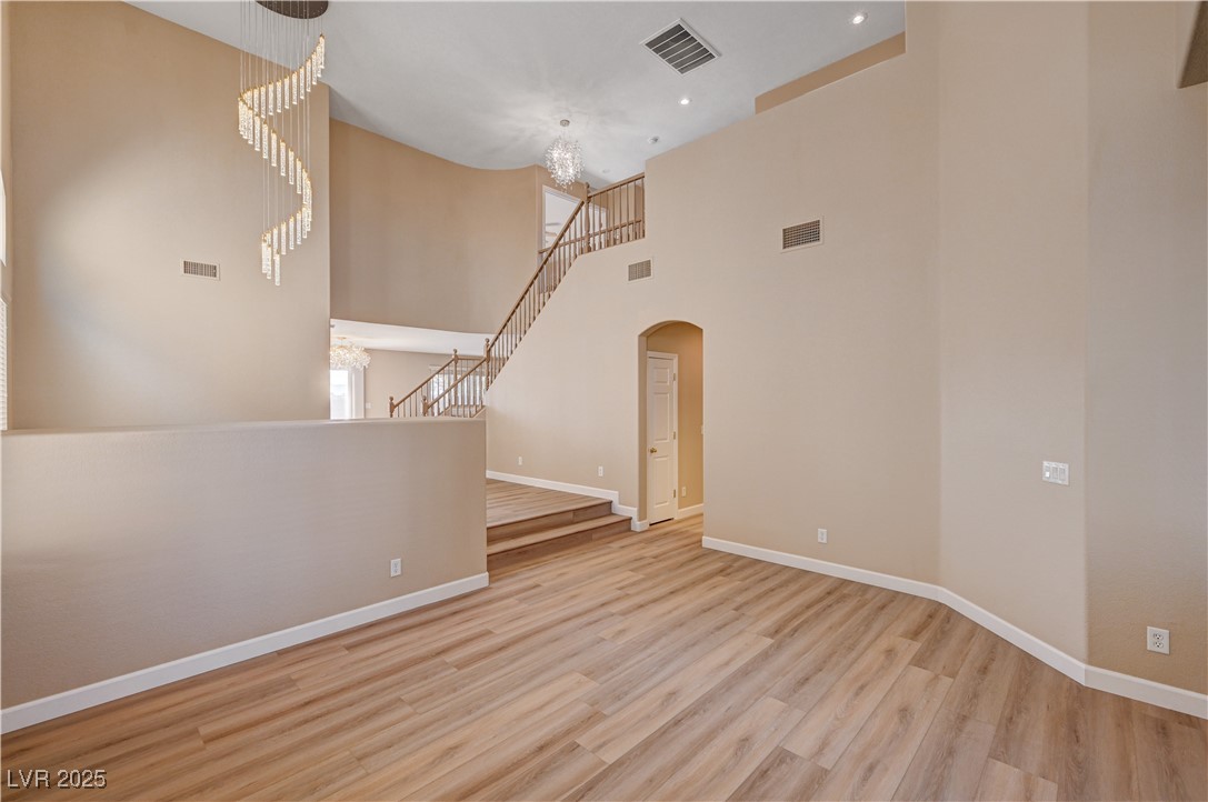 4635 Deer Forest Avenue