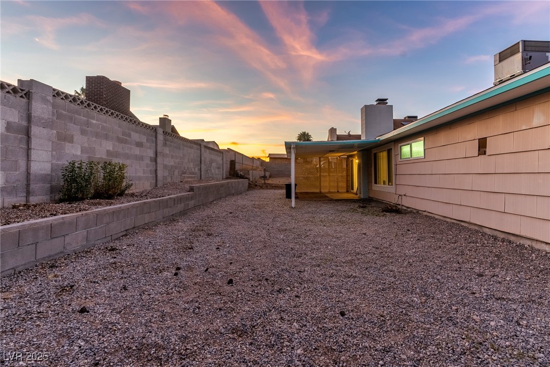 4475 El Carnal Way