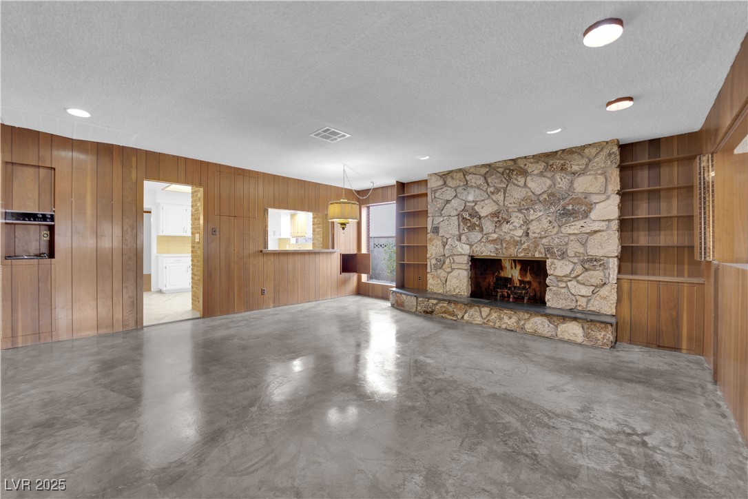 1812 South 16th Street