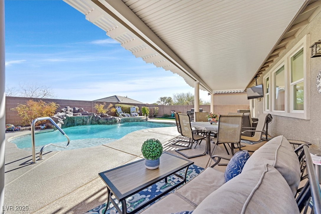 6914 Willowcroft Street