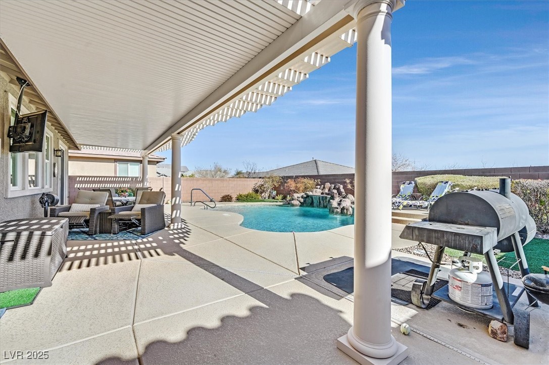 6914 Willowcroft Street