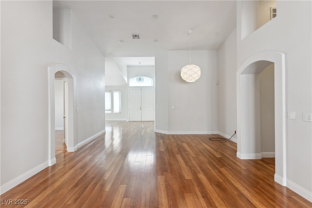 6308 Hill Haven Avenue