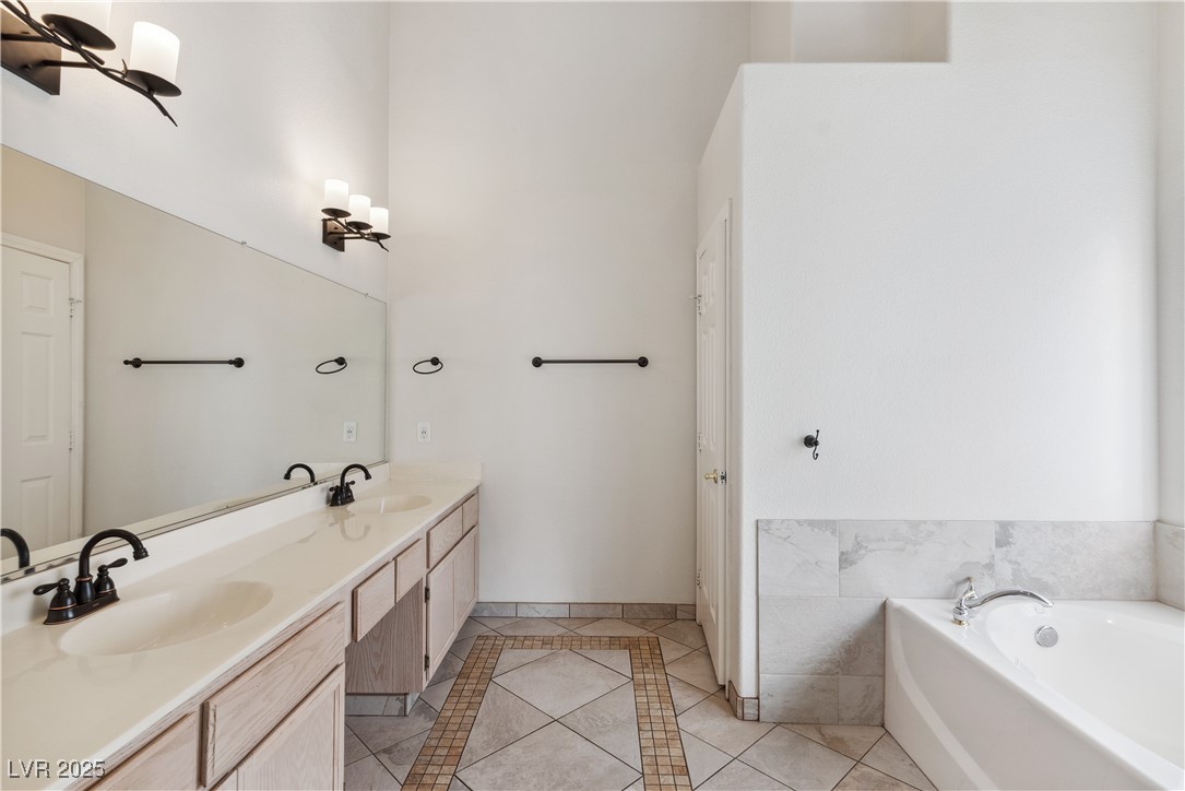 6308 Hill Haven Avenue