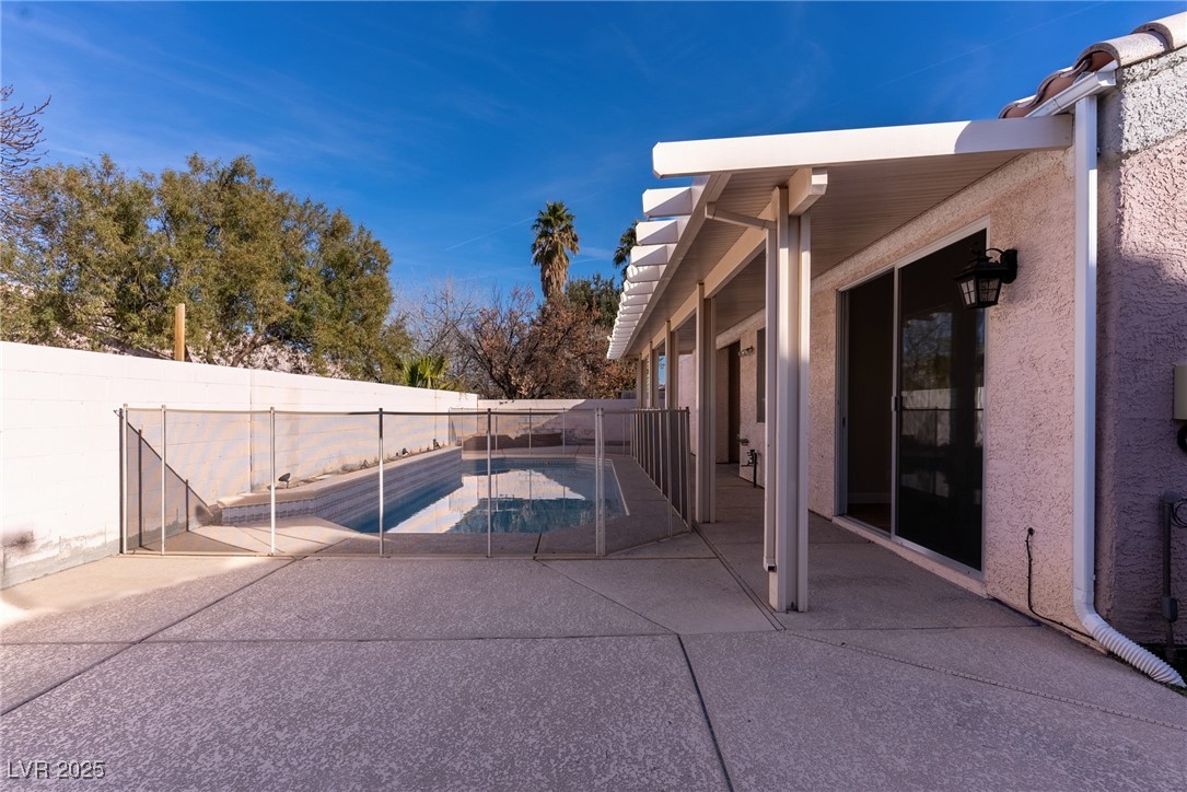 6308 Hill Haven Avenue