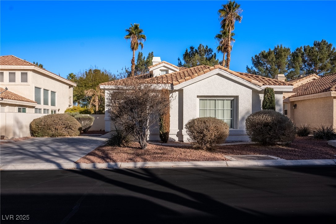 2536 Golden Sands Drive