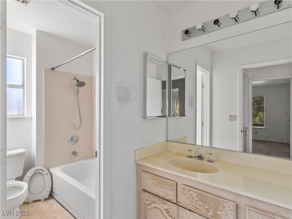 2536 Golden Sands Drive