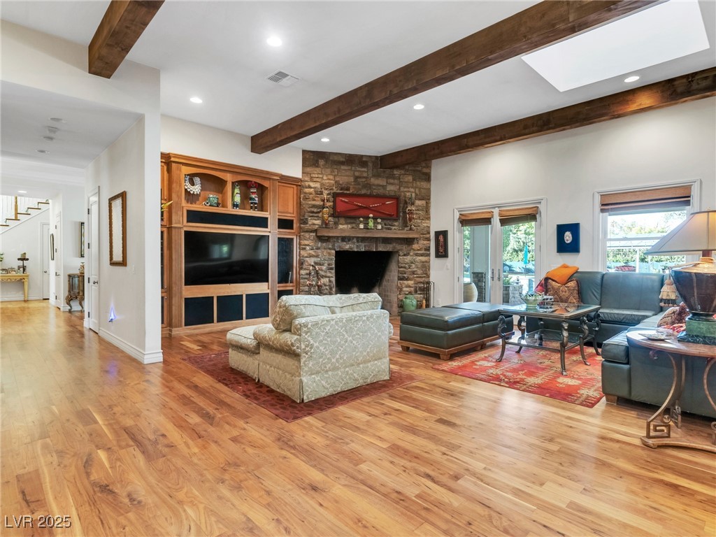 330 Rancho Circle