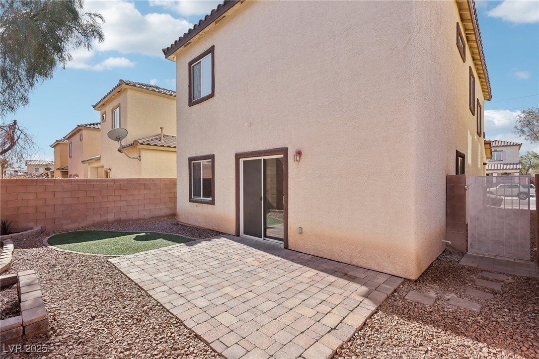 6116 Casa Antiqua Street