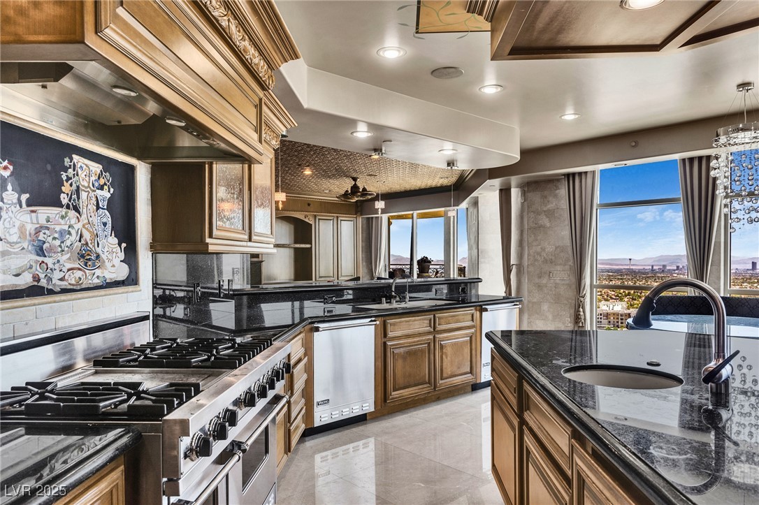 9103 Alta Drive 1502