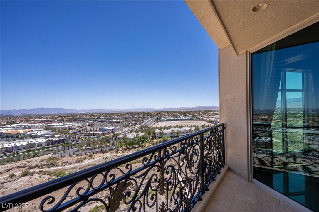 9103 Alta Drive 1502