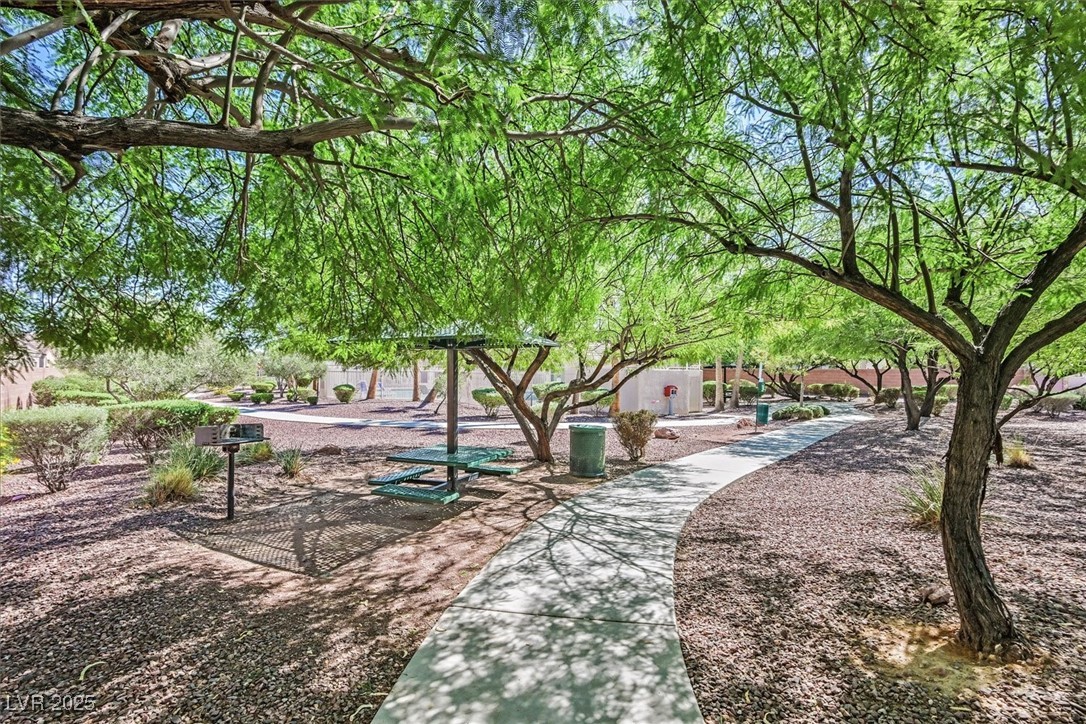 1646 Little Crow Avenue