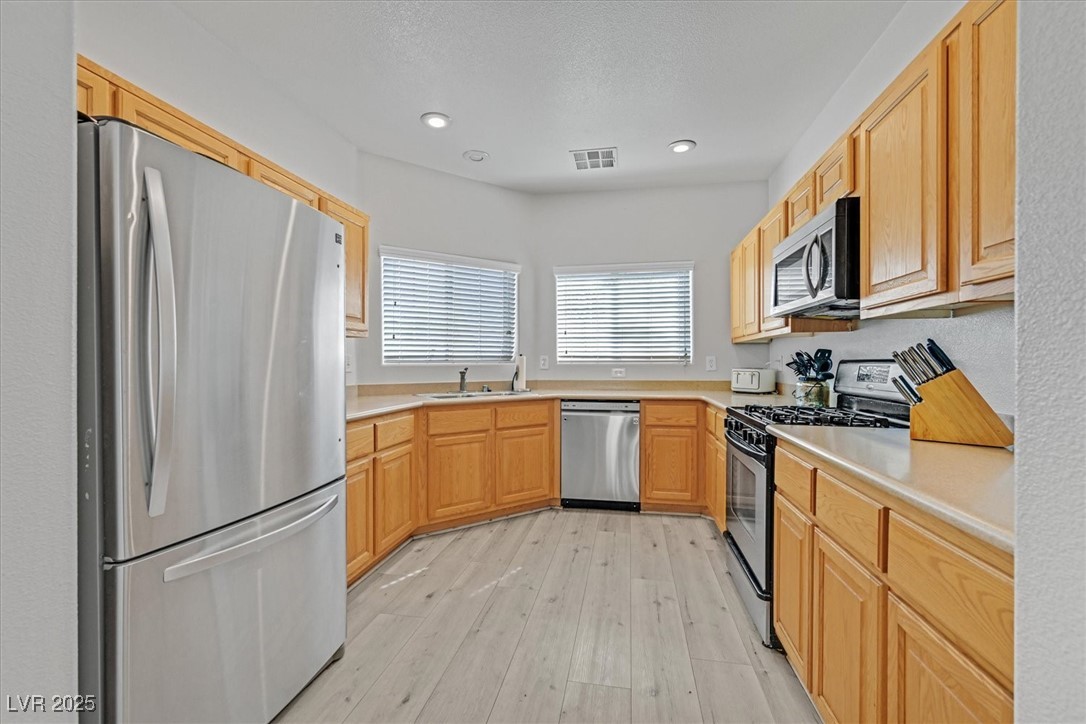 1646 Little Crow Avenue