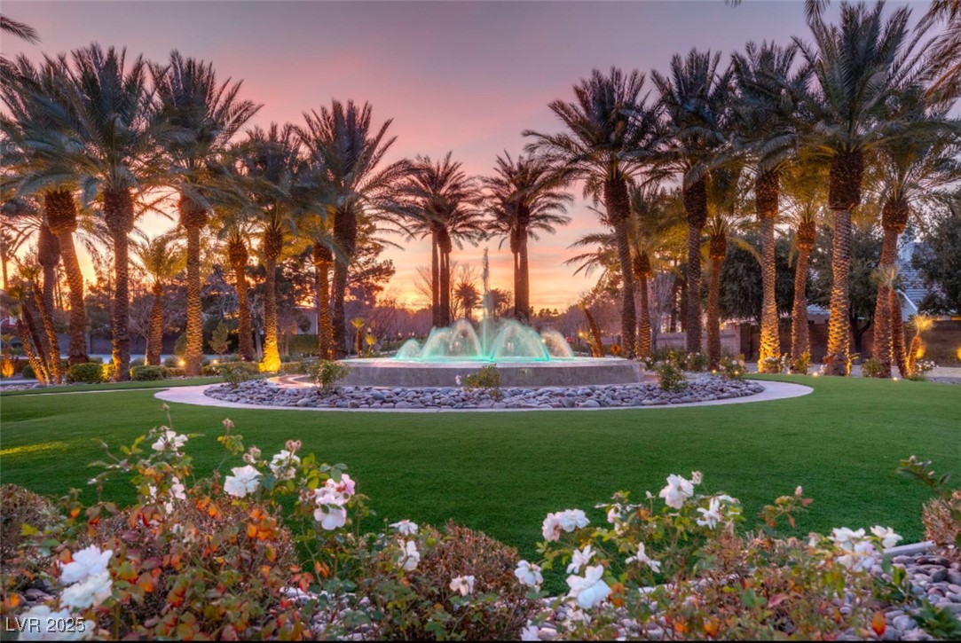 2293 Buckingham Court