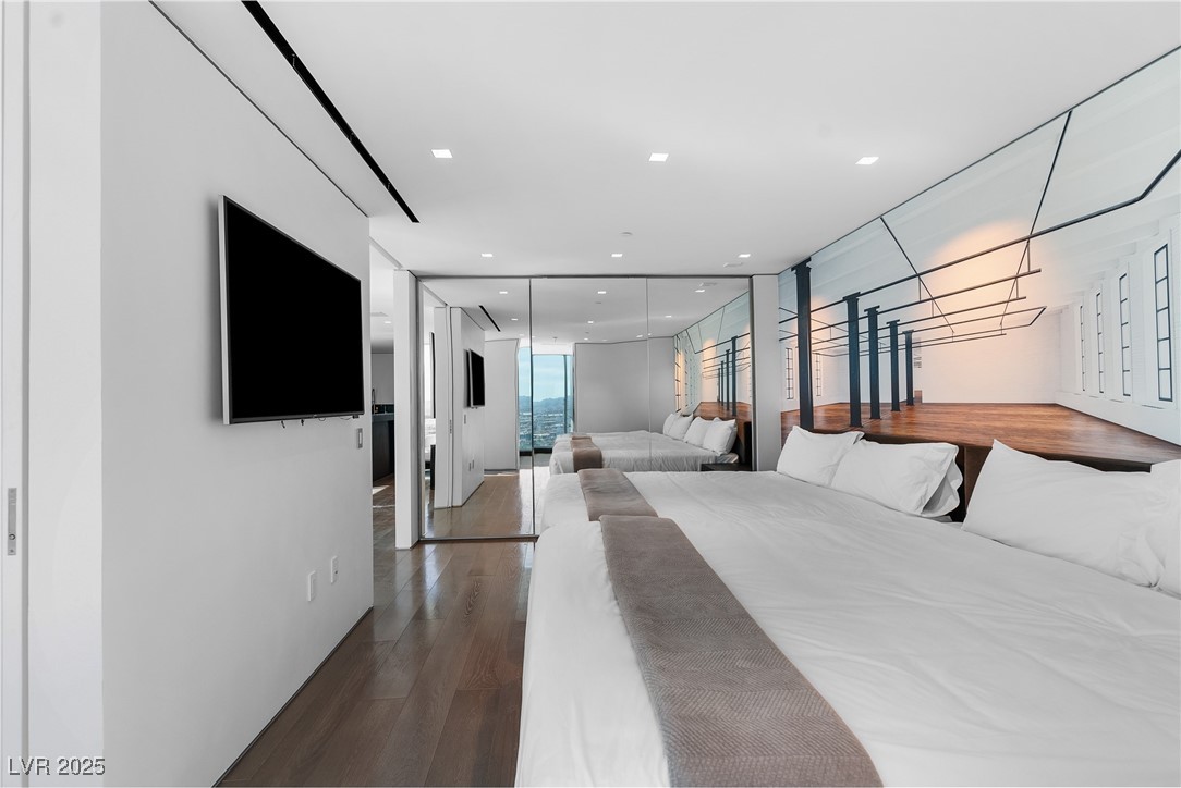2700 Las Vegas Boulevard 4306